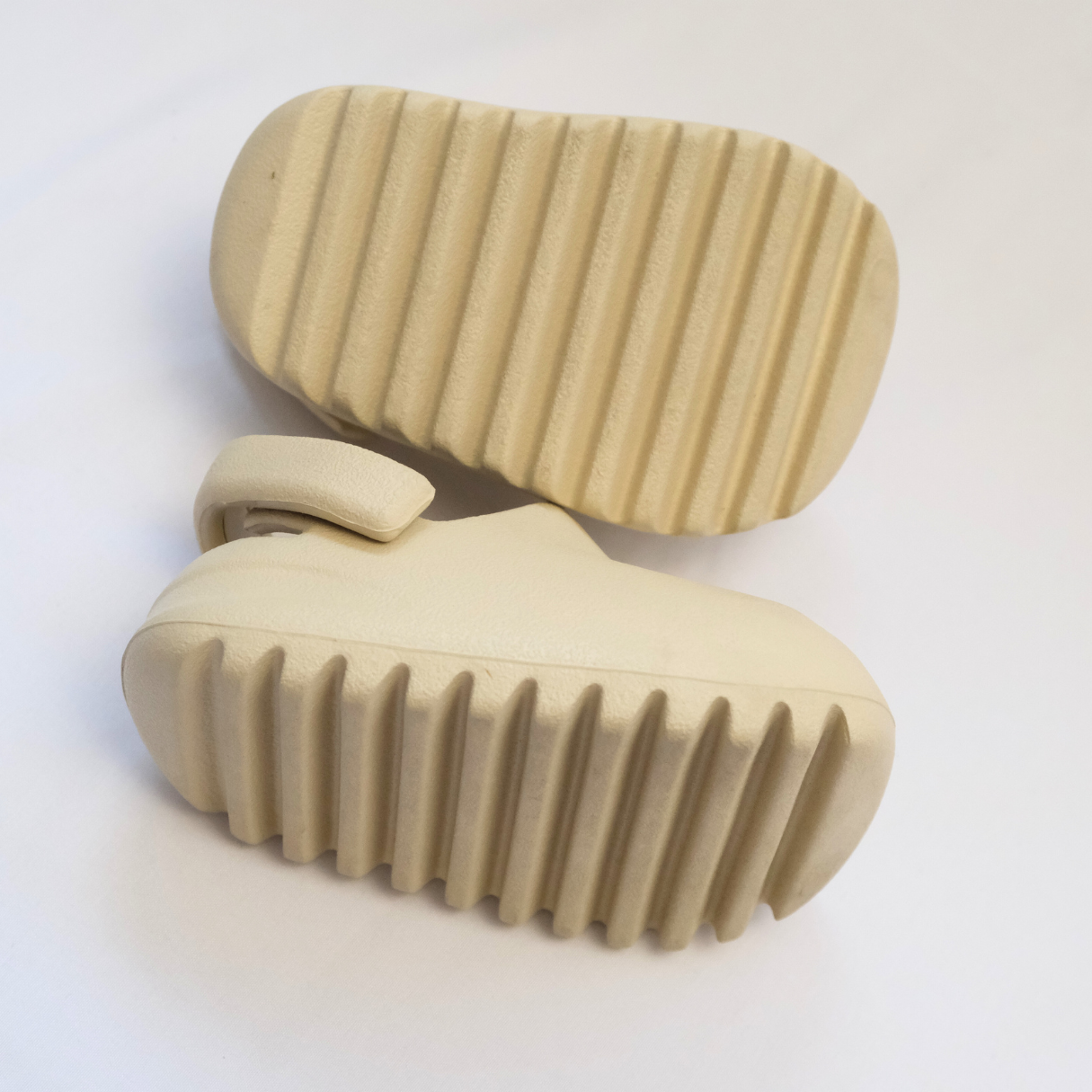 Adidas Yeezy Slide Bone