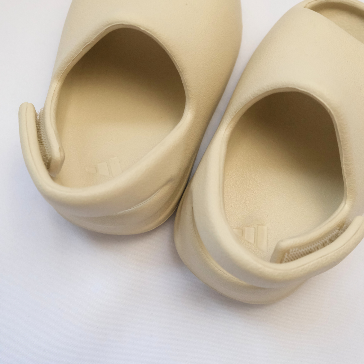 Adidas Yeezy Slide Bone