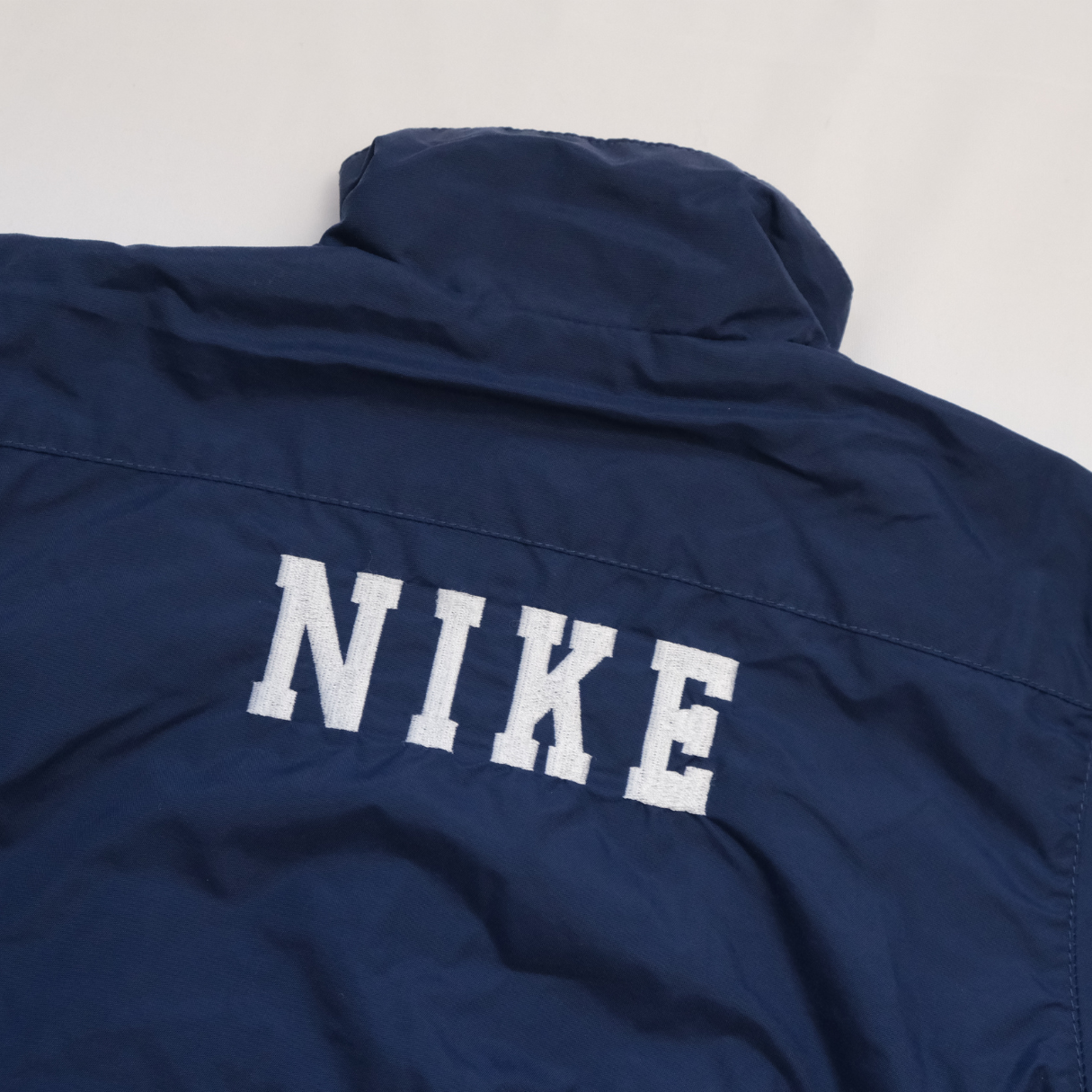 Nike retro windbreaker jacket