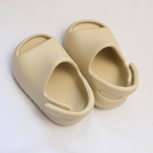 Adidas Yeezy Slide Bone