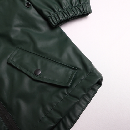 Dark green rain jacket Size: 24-36 M