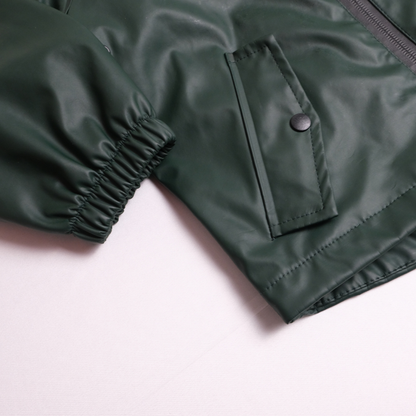 Dark green rain jacket Size: 24-36 M