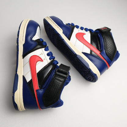 Vintage Nike Mogan JR  – Size 29,5