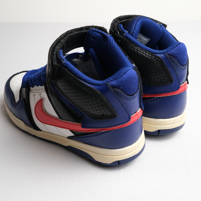Vintage Nike Mogan JR  – Size 29,5