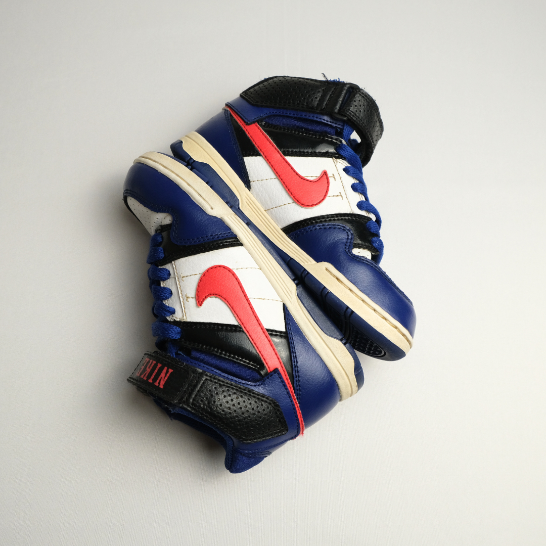 Vintage Nike Mogan JR  – Size 29,5